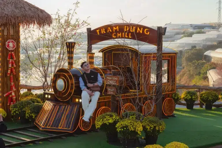 Quán nướng Đà Lạt view xe lửa – Địa điểm chill buổi tối 2026