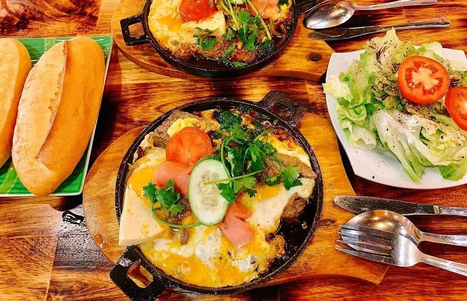 Bánh mì chảo 27 - ăn sáng ở Đà Lạt