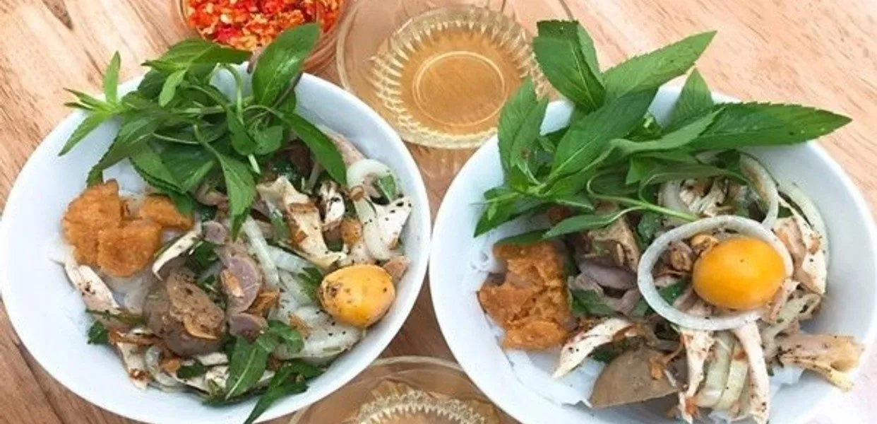 Bánh Ướt Lòng gà - Hồ Xuân Hương