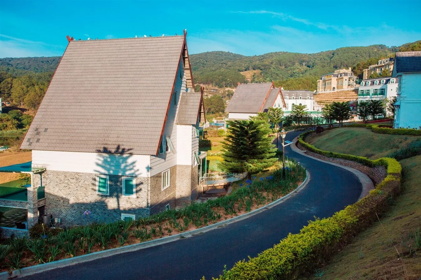 Vườn hoa & đại lộ tình yêu – không gian châu Âu giữa lòng Đà Lạt