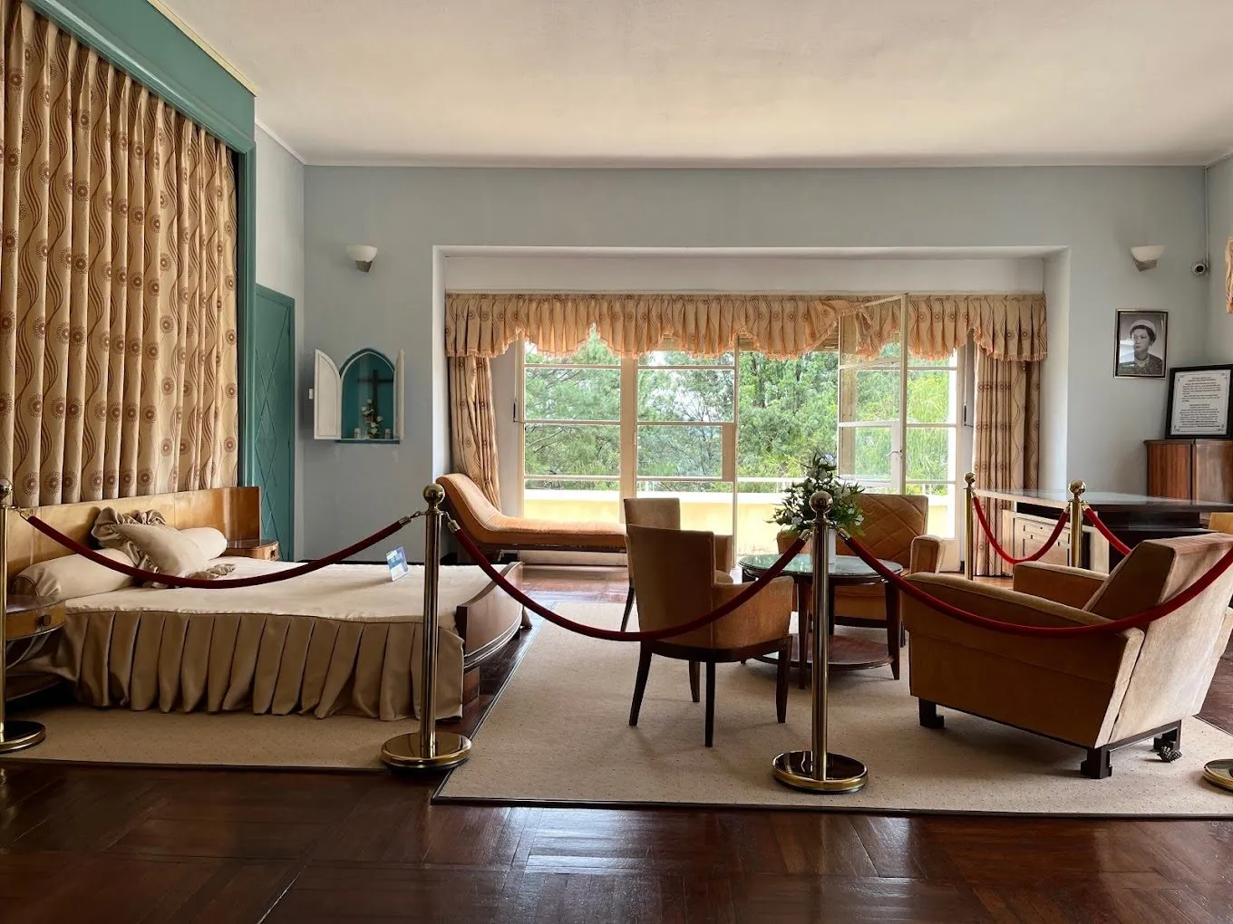 Tham quan Dinh Bảo Đại