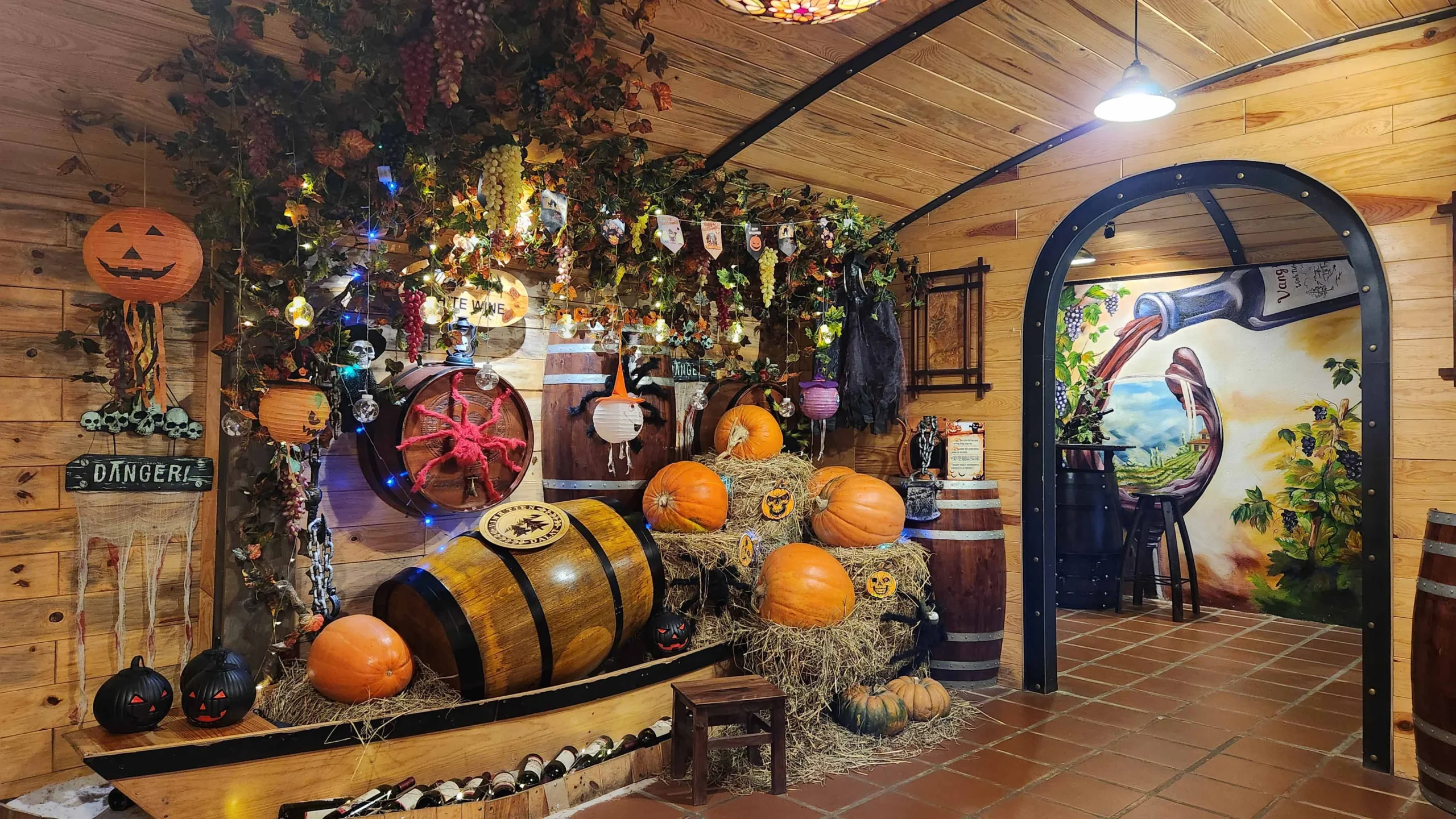 Hầm rượu Dalat Fairytale Land