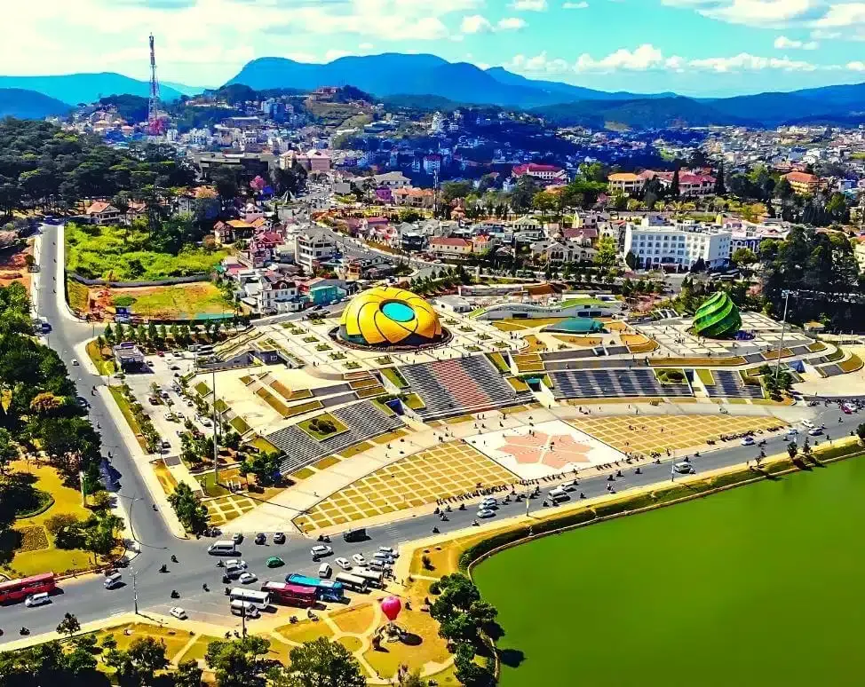 Du lịch Đà Lạt nên đi đâu và ăn gì? Cẩm nang chi tiết 2025
