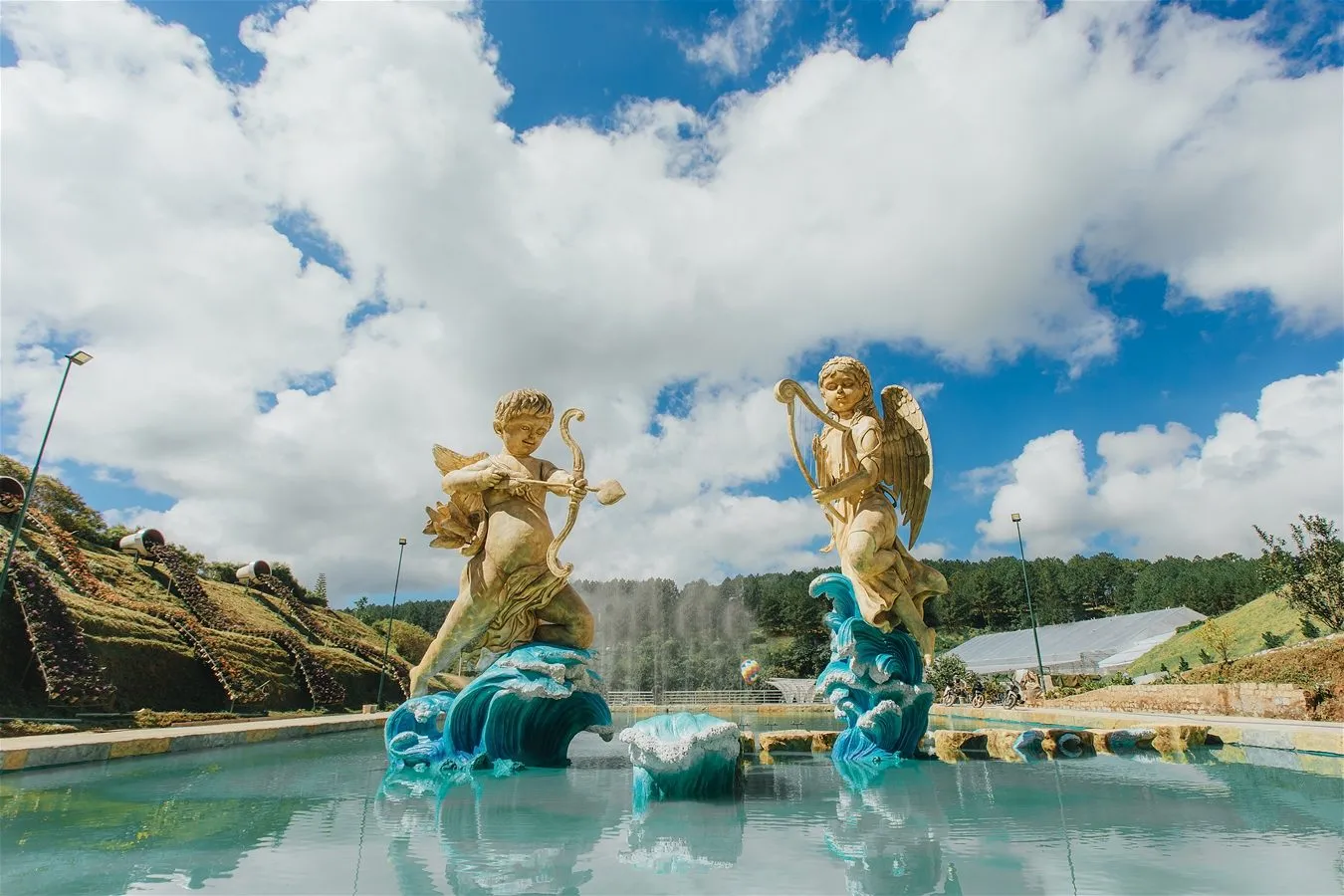 Hồ hẹn ước – góc lãng mạn dành cho các cặp đôi wonderland đà lạt