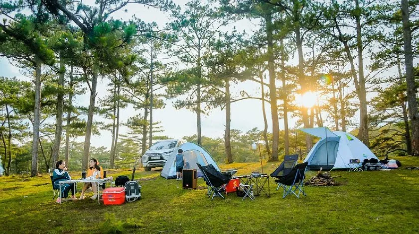 Cắm trại qua đêm – lưu giữ ký ức đẹp bên hồ Than Thở