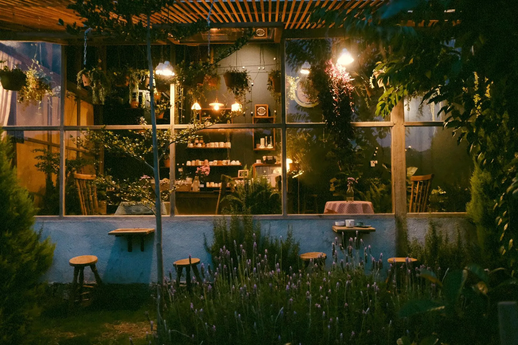 Khu Vườn Mùa Hè – Quán cà phê đẹp ở Đà Lạt