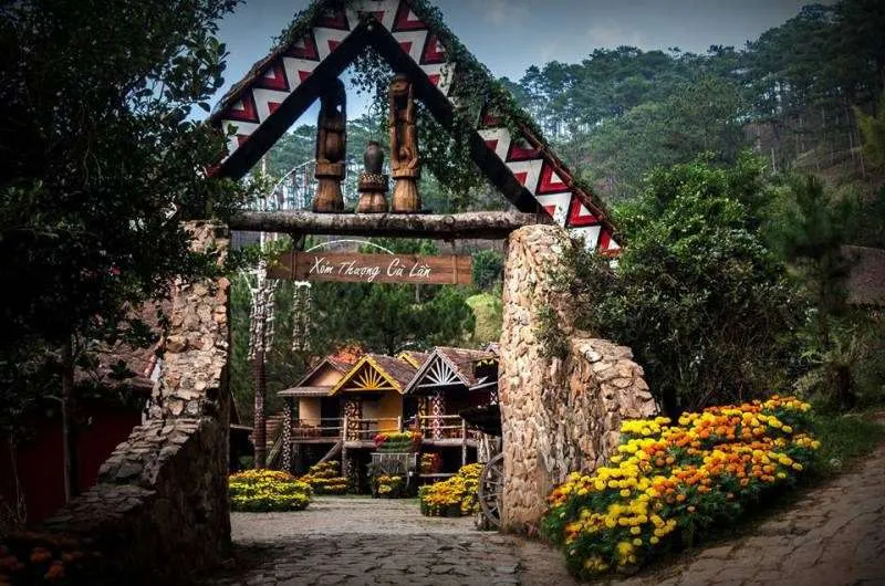 Làng Cù Lần Đà Lạt chơi ở đâu