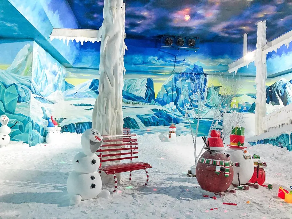 Lâu đài băng giá wonderland Đà Lạt