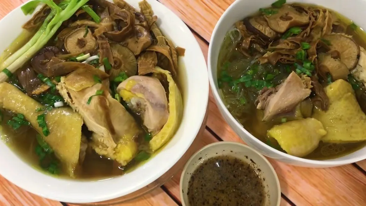 Miến gà - ăn sáng ở Đà Lạt