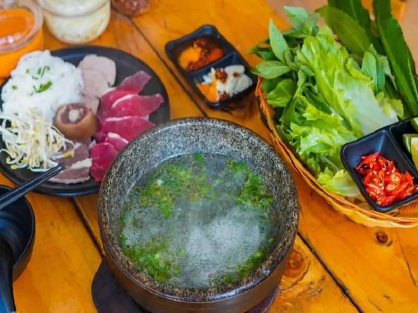 Phở Thố Chu Gia - ăn sáng ở Đà Lạt