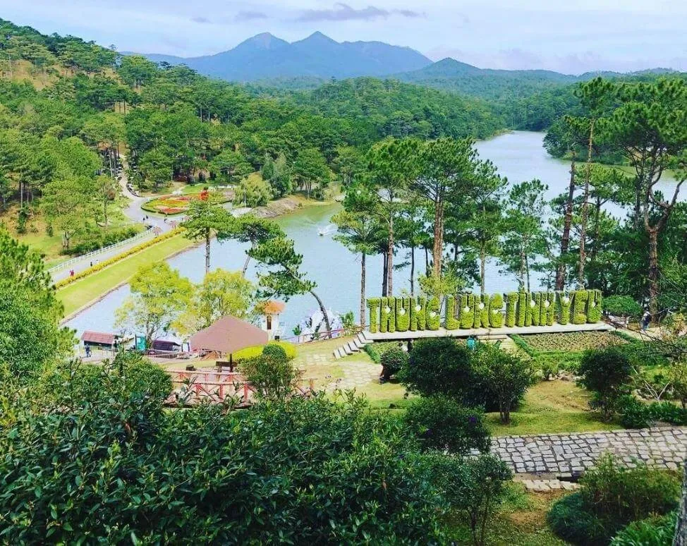 Vi vu Thung Lũng Tình Yêu 2025 – Chốn Mộng Mơ Giữa Đà Lạt