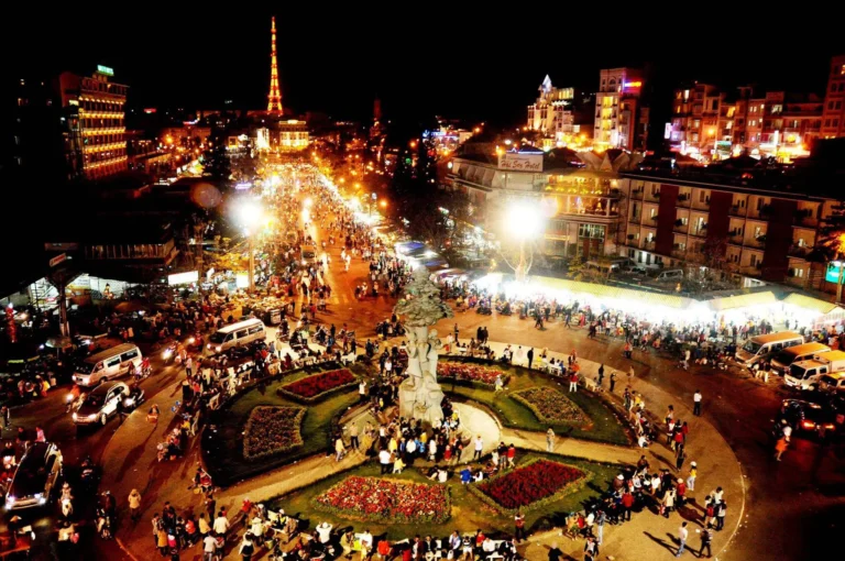 Chợ đêm Đà Lạt – Thiên đường ẩm thực giữa lòng thành phố