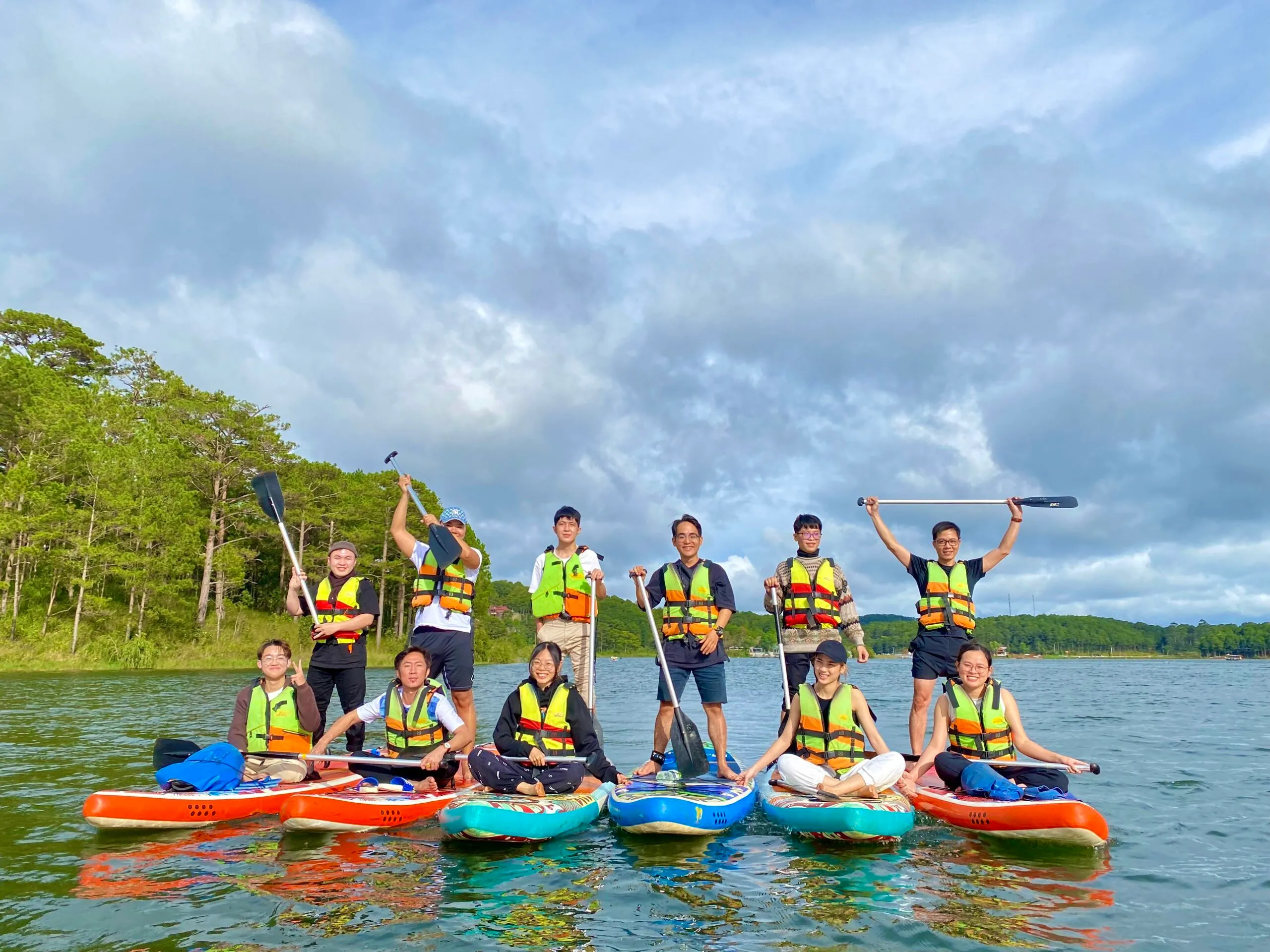 Chèo SUP – thả hồn giữa lòng hồ