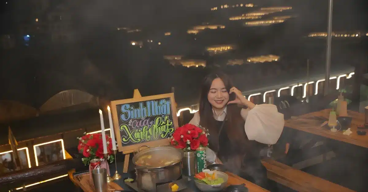 View dep diem cong lon khi chon quan nuong tai da lat